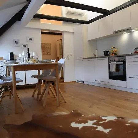 Penthouse Mit Altstadtflair Štýrský Hradec